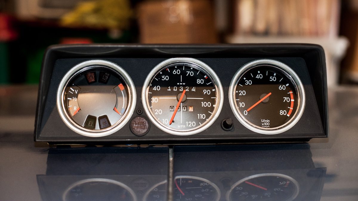Bavarian Restoration custom gauge cluster for BMW 2002